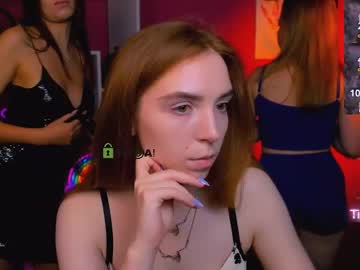 lara_moon1