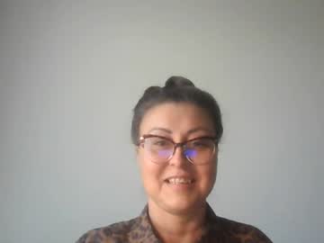 nika_gucci