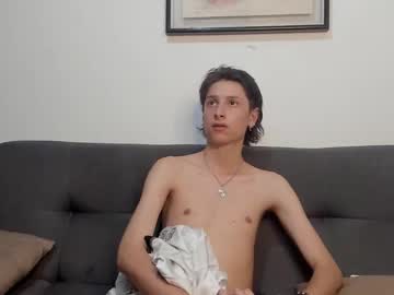 ╏╠══[𝍖𝍖𝍖 𝚌𝚒𝚛𝚘𝚜𝚔𝚢 𝍖𝍖𝍖]      💦