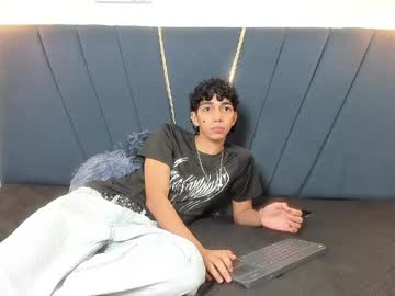 ero_boy40
