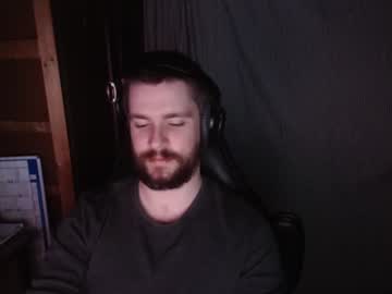 hornyskypguy2