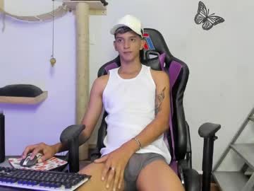 nick_greey