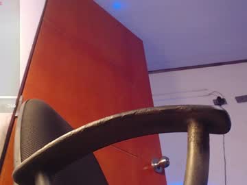 lia_valentine_