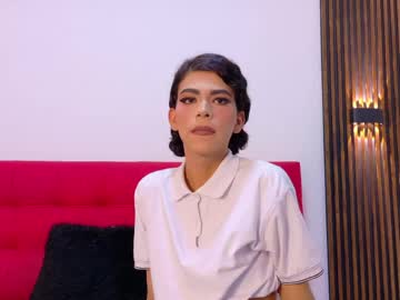 mia_collins_7