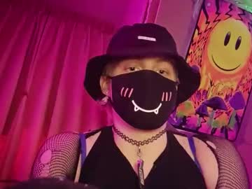 yourlocalfemboy20